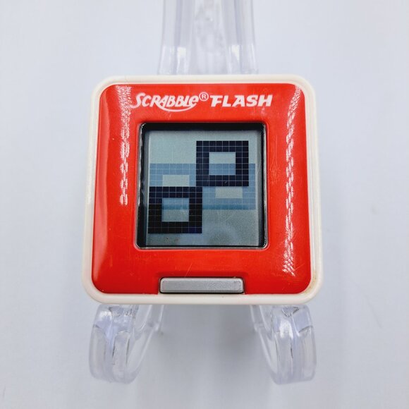 Hasbro Electronic Scrabble Flash Handheld Family Game - Picture 5 of 13